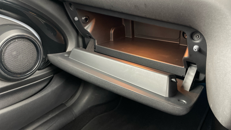 MINI Convertible 1.5 Cooper Classic Premium Plus 2dr Auto Petrol Convertible